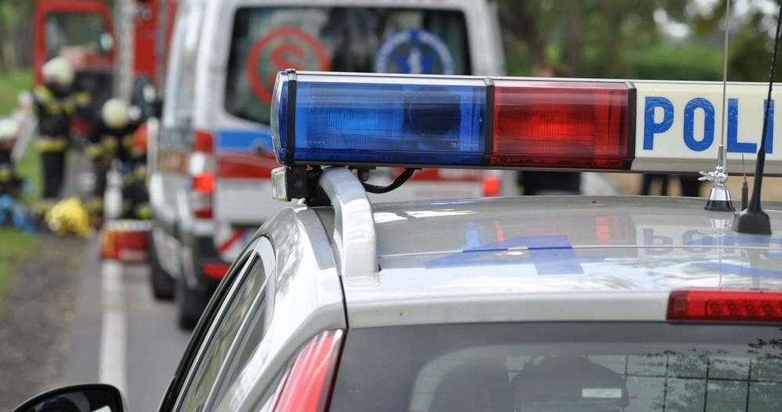 Policja poszukuje świadków wypadku na DK 45 pomiędzy Długomiłowicami a Polską Cerekwią