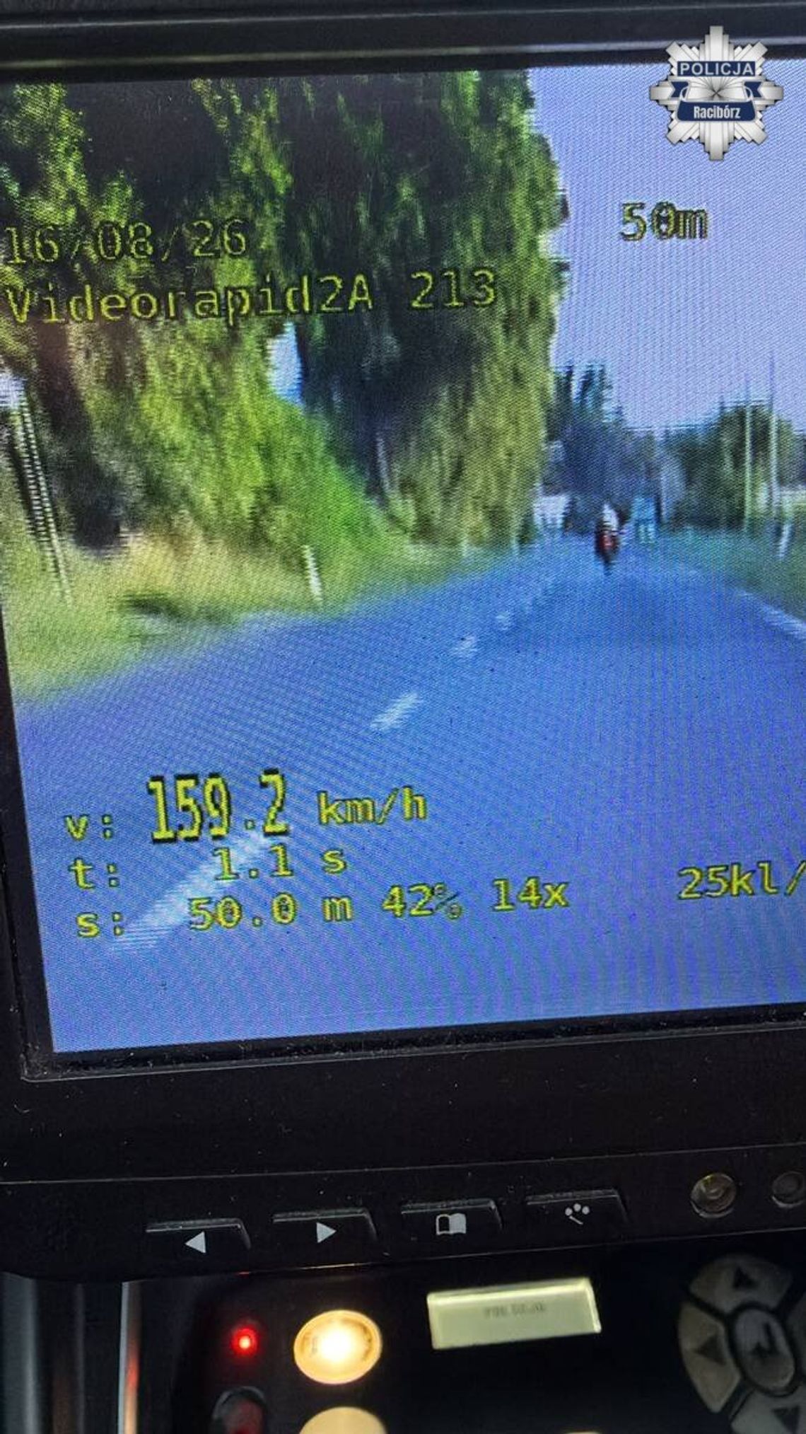 Policja zatrzymała motocyklistę, który jechał 159 km/h w obszarze zabudowanym Policja zatrzymała motocyklistę, który jechał 159 km/h w obszarze zabudowanym