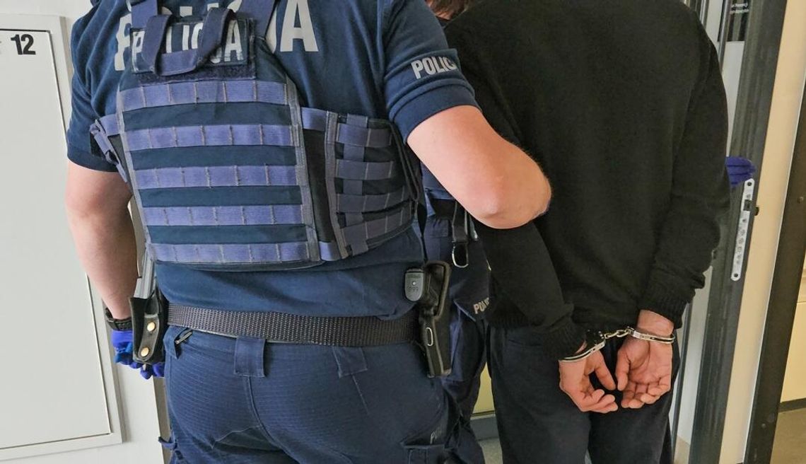 Policja zatrzymała pięciu poszukiwanych mężczyzn z Kędzierzyna-Koźla Policja zatrzymała pięciu poszukiwanych mężczyzn z Kędzierzyna-Koźla