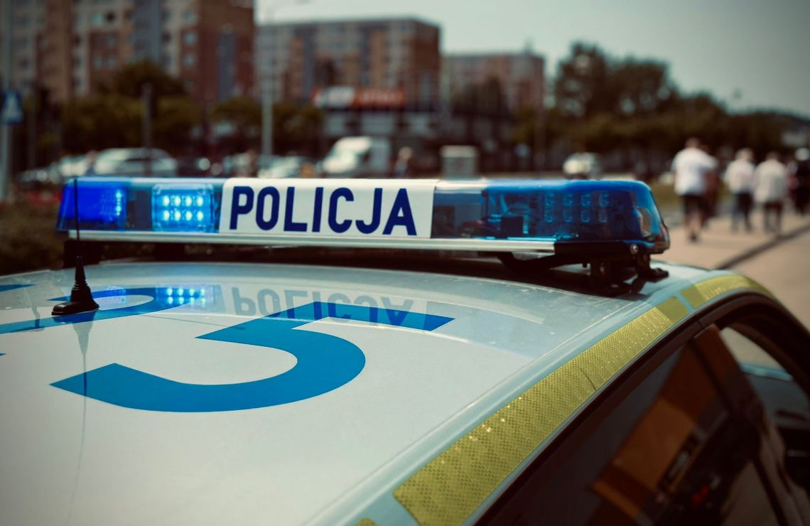 Policjanci odnaleźli zaginioną nastolatkę w parku w Kędzierzynie-Koźlu