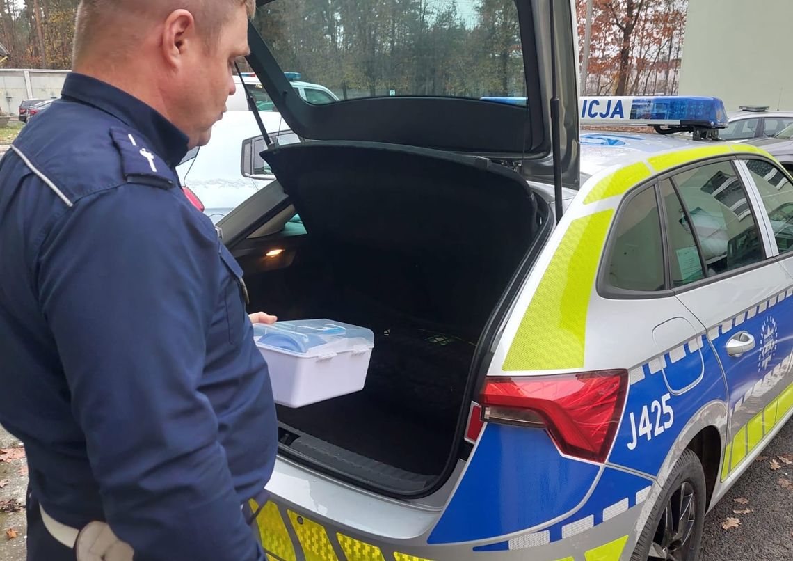 Policjanci otrzymali 27 zestawów do manualnej resuscytacji oddechowej