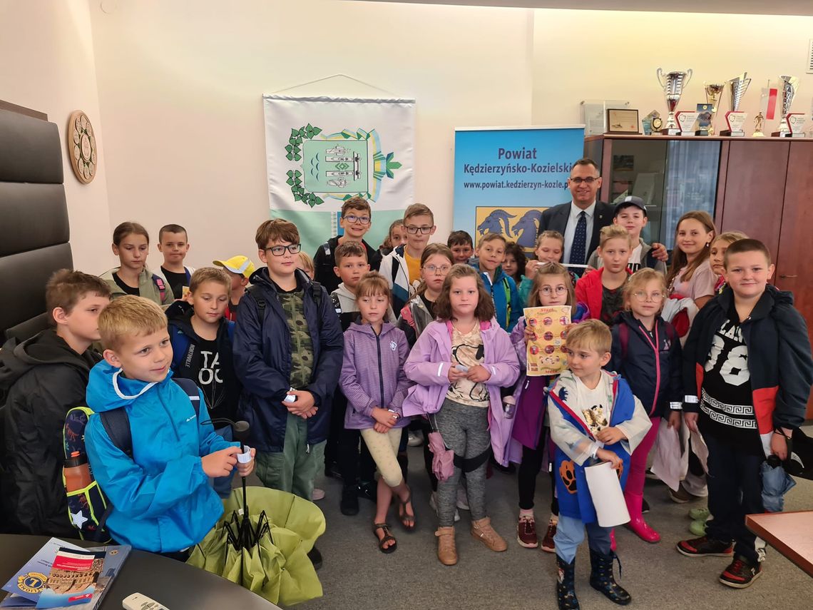 Półkolonia na historycznej wieży zegarowej kędzierzyńskiego starostwa