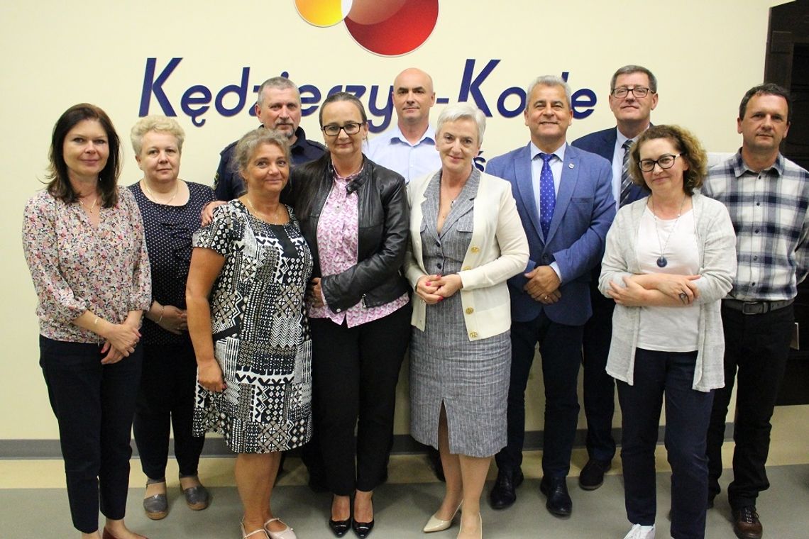 Ponad 30 lat rozwoju samorządów lokalnych. Gratulacje dla pracowników