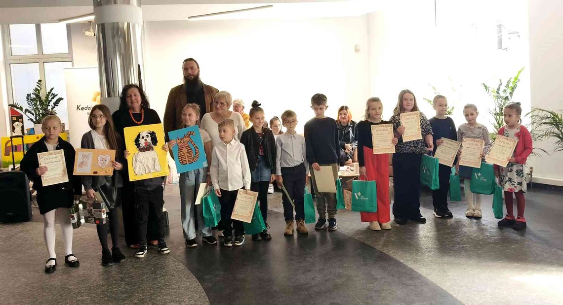 Ponad 300 prac dla adopciaków. Temat poruszył wyobraźnię uczniów. ZDJĘCIA