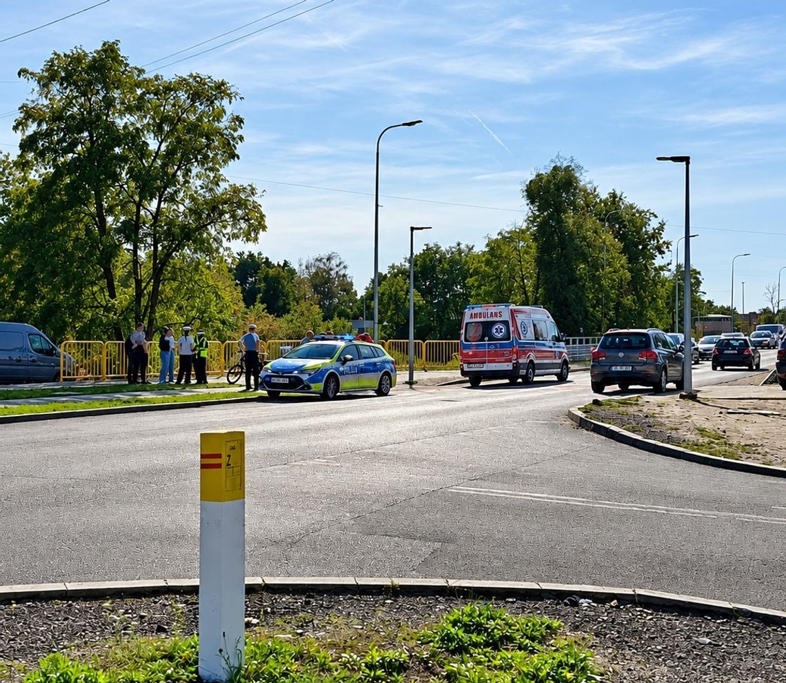 Potrącenie pieszego na ul. Przyjaźni. Mężczyzna trafił do szpitala Potrącenie pieszego na ul. Przyjaźni. Mężczyzna trafił do szpitala