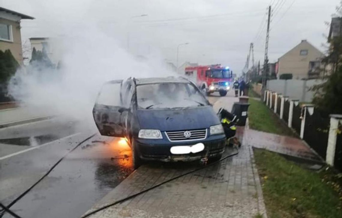 Pożar samochodu w Cisowej