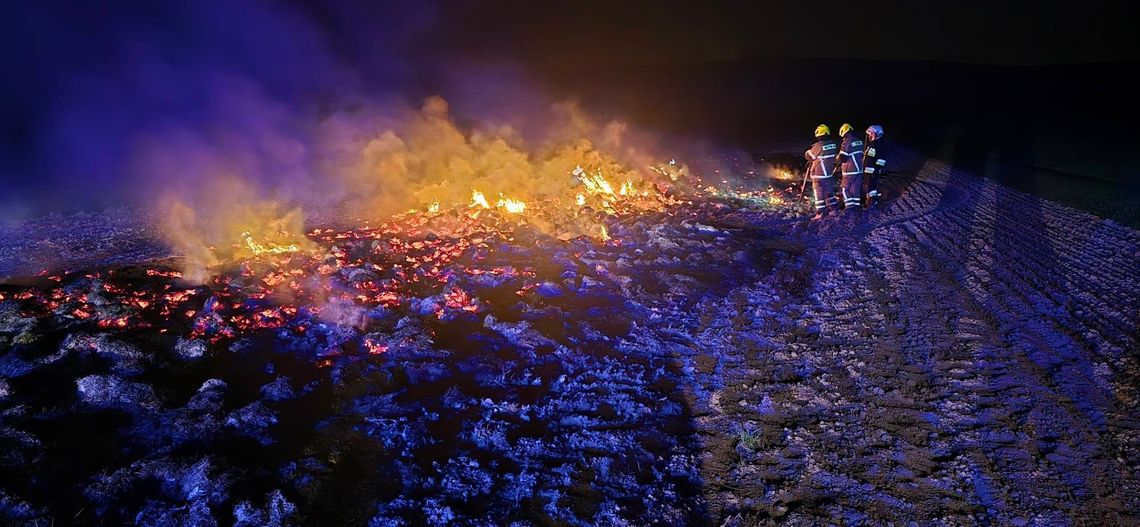 Pożar stogu siana i suchej trawy w Jaborowicach. To prawdopodobnie celowe podpalenie