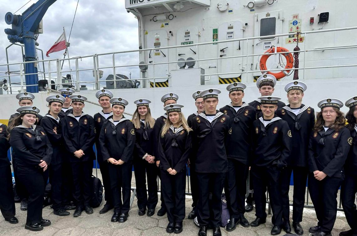 Praktyki uczniów ZSŻŚ w Kędzierzynie-Koźlu na statku m/s Nawigator XXI. ZDJĘCIA