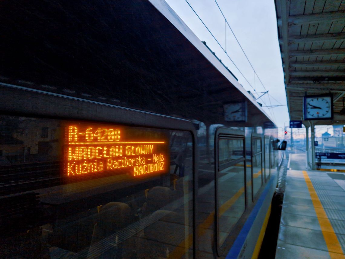 Problemy techniczne sprawiły, że szlak w kierunku Rybnika/Raciborza jest nieprzejezdny Problemy techniczne sprawiły, że szlak w kierunku Rybnika/Raciborza jest nieprzejezdny