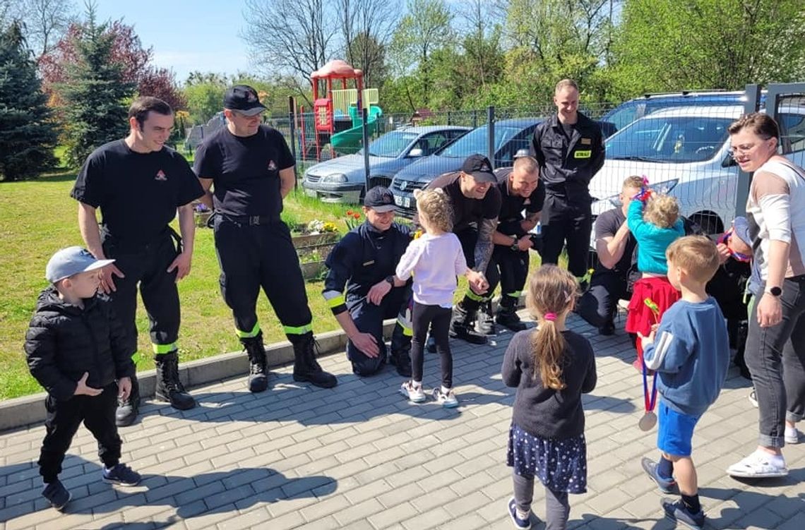 Przedszkolaki z Kłodnicy obchodziły Dzień Strażaka. ZDJĘCIA