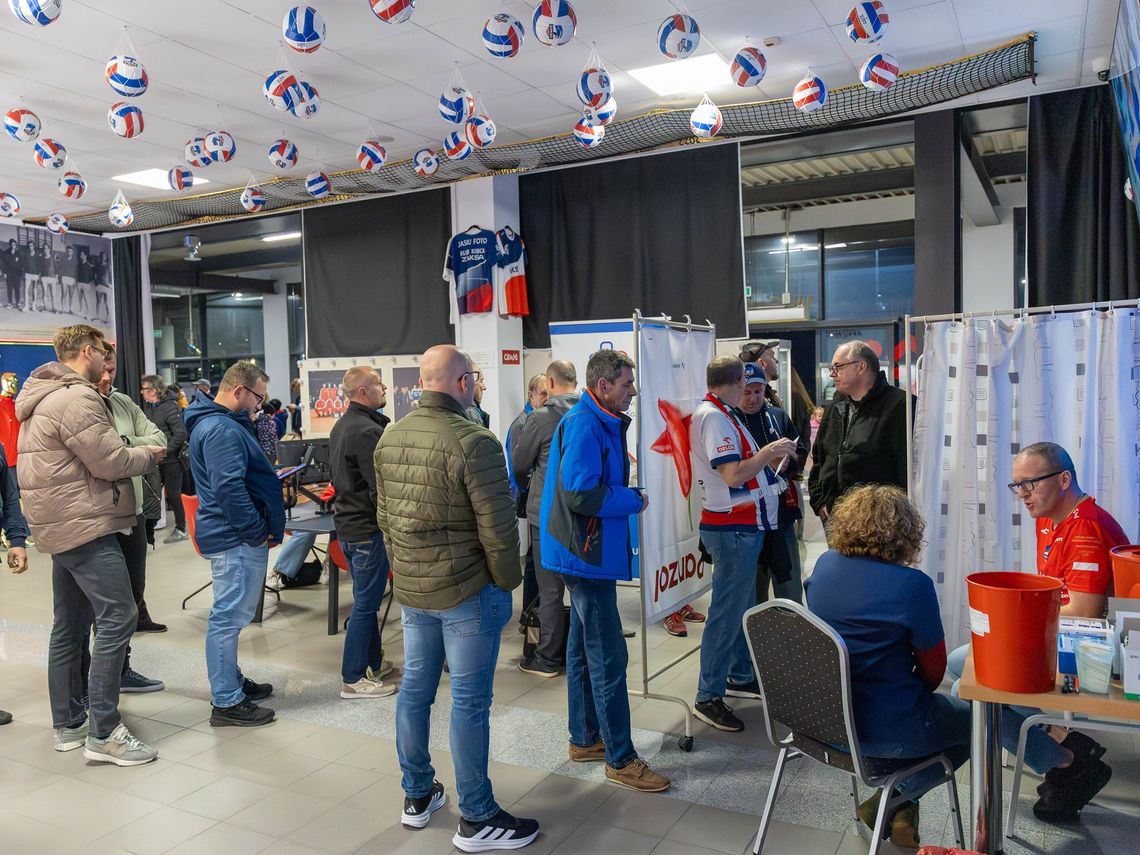 Przeszło stu fanów siatkówki wykonało badanie poziomu PSA Przeszło stu fanów siatkówki wykonało badanie poziomu PSA
