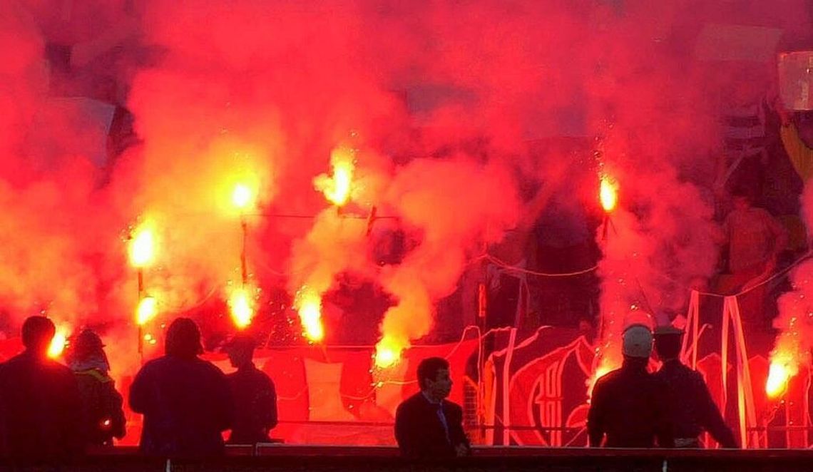 Raca odpalona na trybunach podczas meczu. 22-latek ukarany mandatem