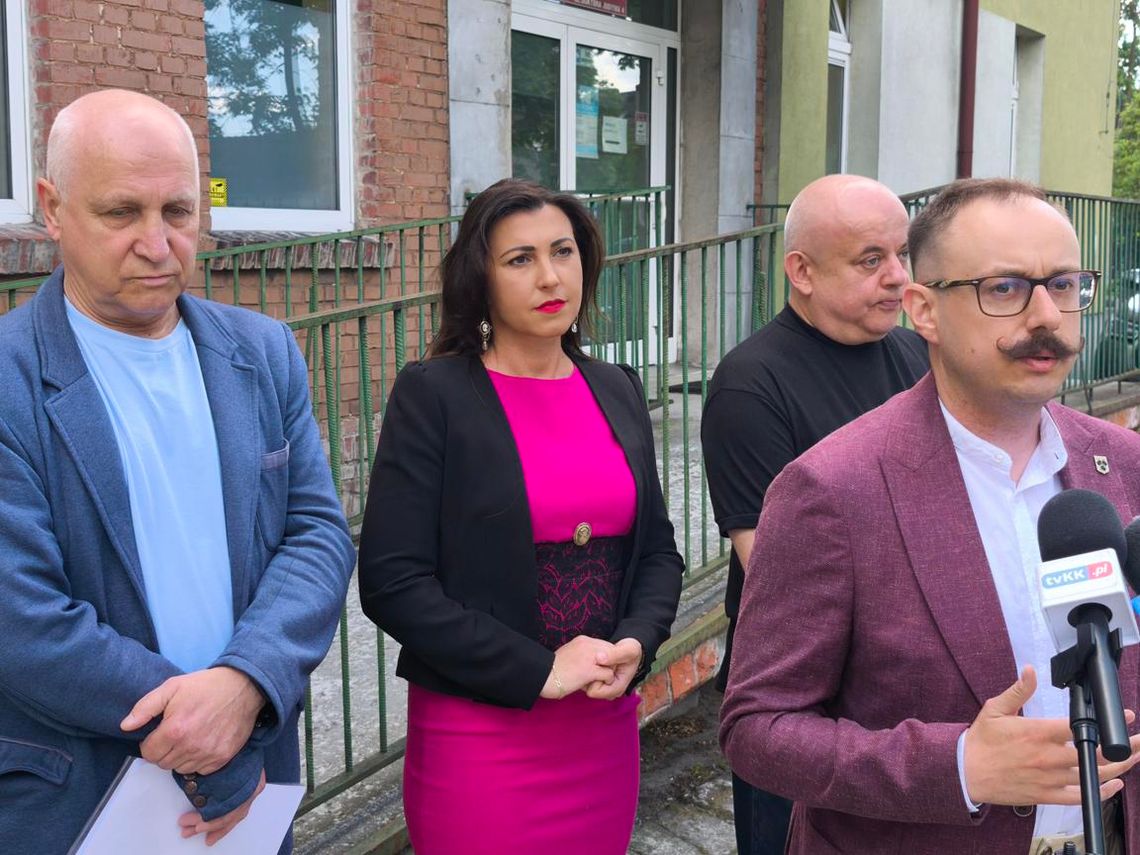 Radni PiS chcą nadzwyczajnej sesji w sprawie oddziału pulmunologii Radni PiS chcą nadzwyczajnej sesji w sprawie oddziału pulmunologii