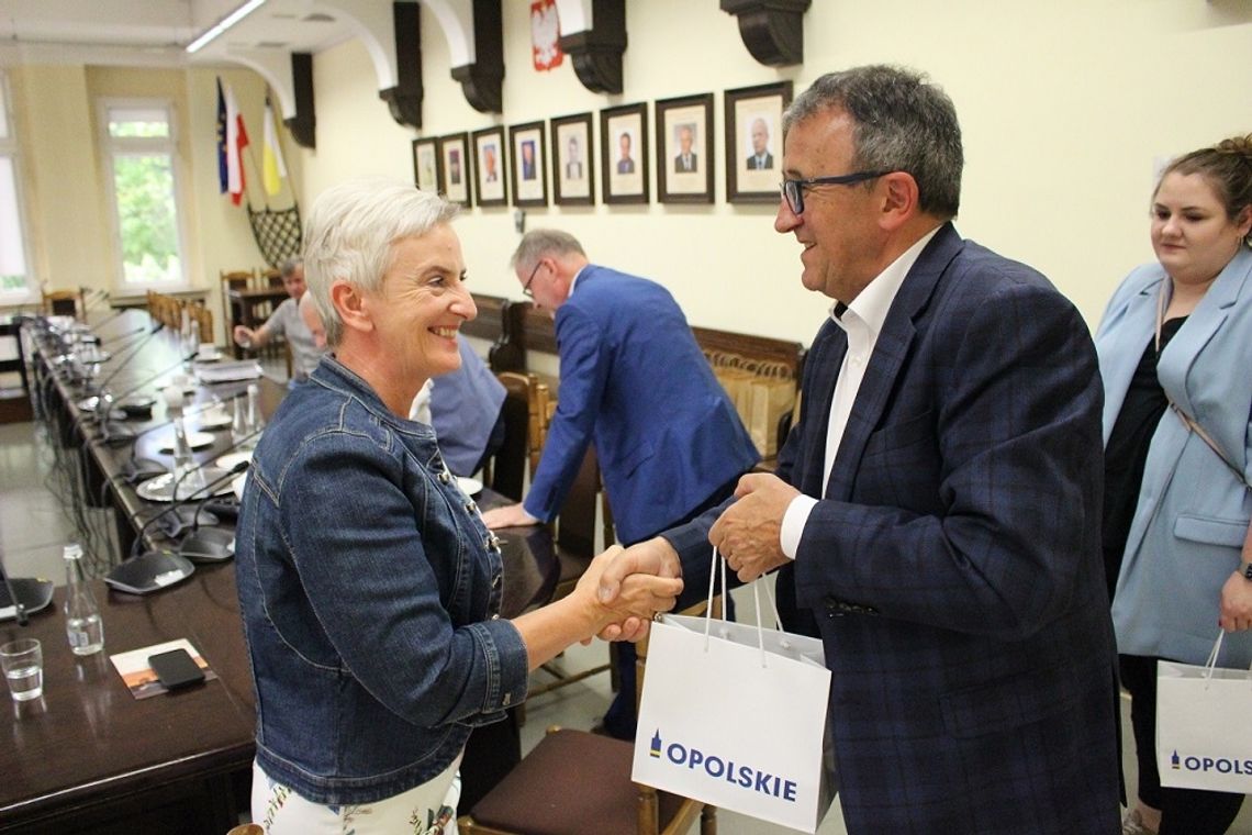 Radni sejmiku wojewódzkiego odwiedzili Kędzierzyn-Koźle