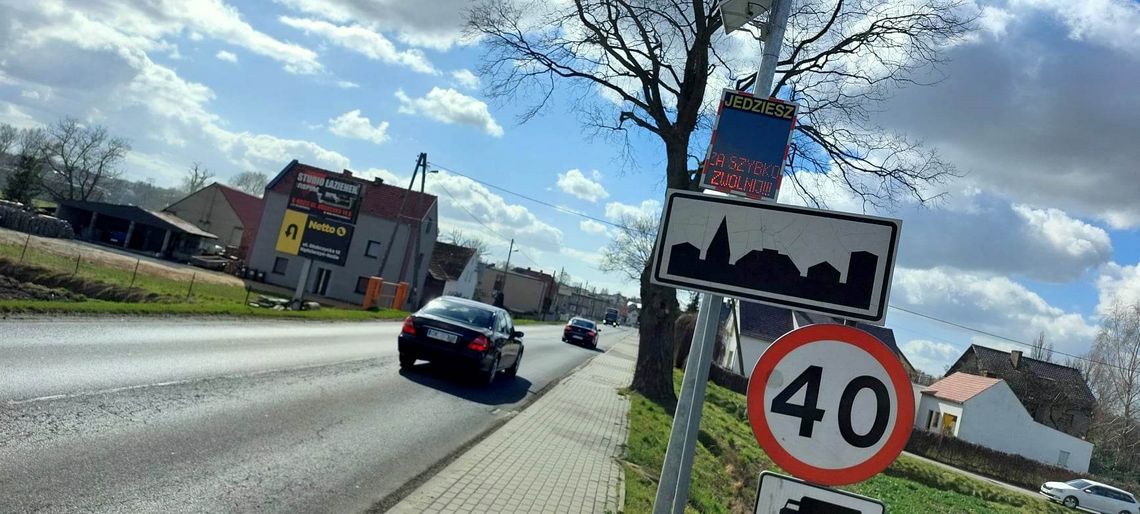 Miernik zarejestrował u rekordzisty prędkość 145 km/h