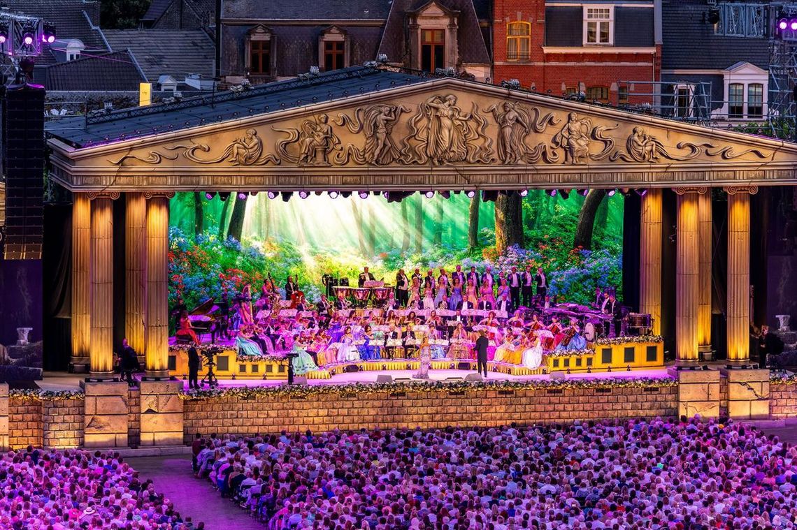 Retransmisja koncertu "Andre Rieu. Niech żyje Maastricht!" w Heliosie Retransmisja koncertu "Andre Rieu. Niech żyje Maastricht!" w Heliosie