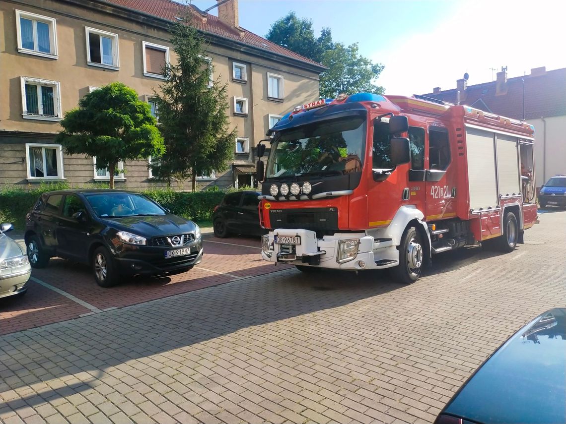 Rodzina obawiała się o stan zdrowia seniora. Interweniowały służby