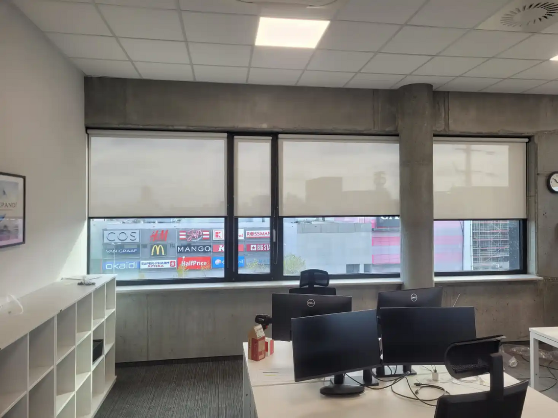 Rolety do mieszkań, domów i przestrzeni biurowych