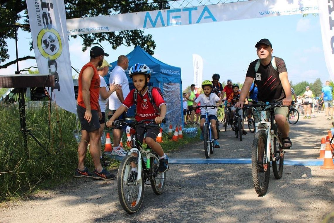 Rowerowa wyprawa Azoty-Stampnica. Popedałują 30 kilometrów