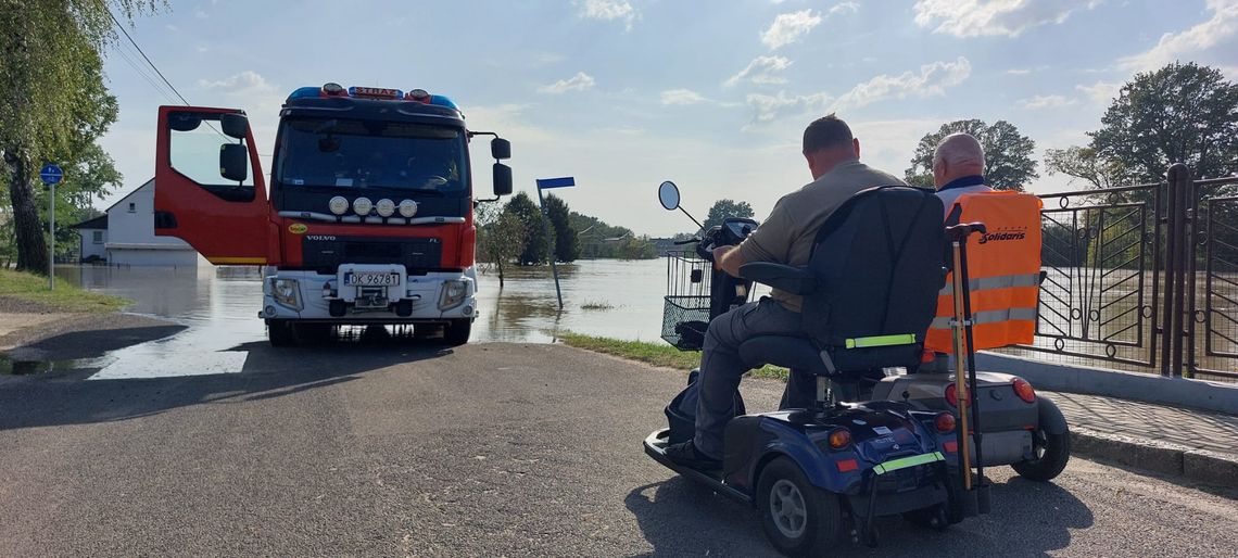 Ruszyła rządowa pomoc dla powodzian. Wszystkie potrzebne informacje w jednym miejscu