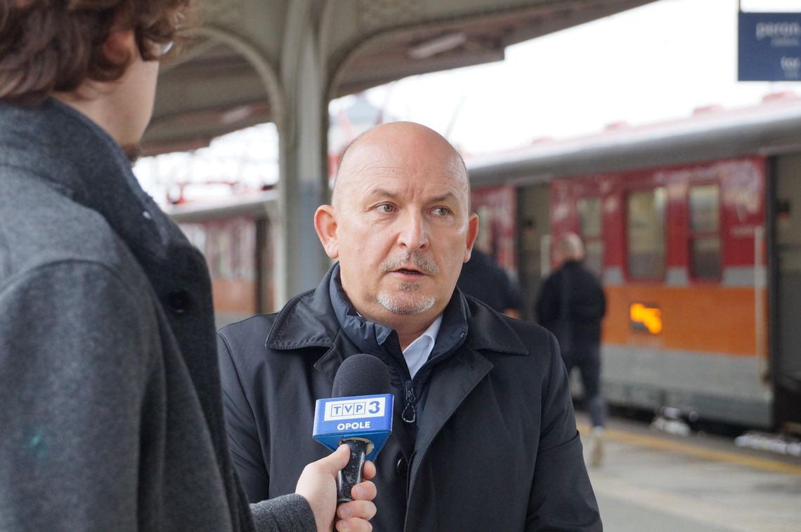 Robert Węgrzyn o rozwoju kolei na Opolszczyźnie. Co z linią Kędzierzyn-Koźle - Nysa? ZDJĘCIA