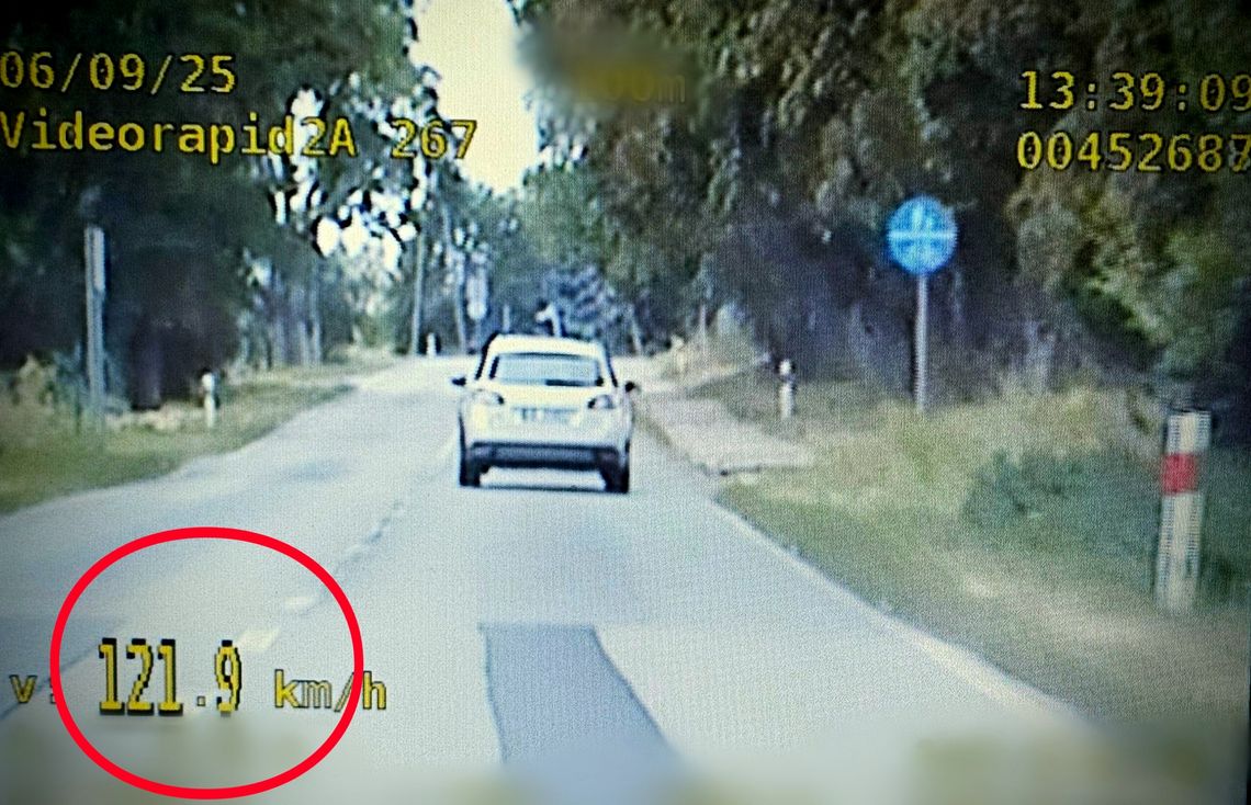 Senior z powiatu kędzierzyńsko-kozielskiego pędził przez miasto 121 km/h. Stracił prawo jazdy