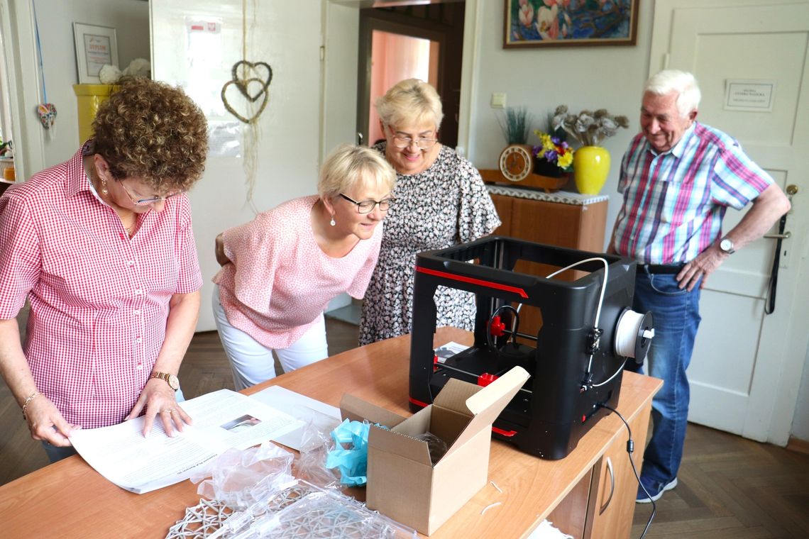 Seniorzy z Domu Dziennego Pobytu nr 2 mają własną pracownię 3D