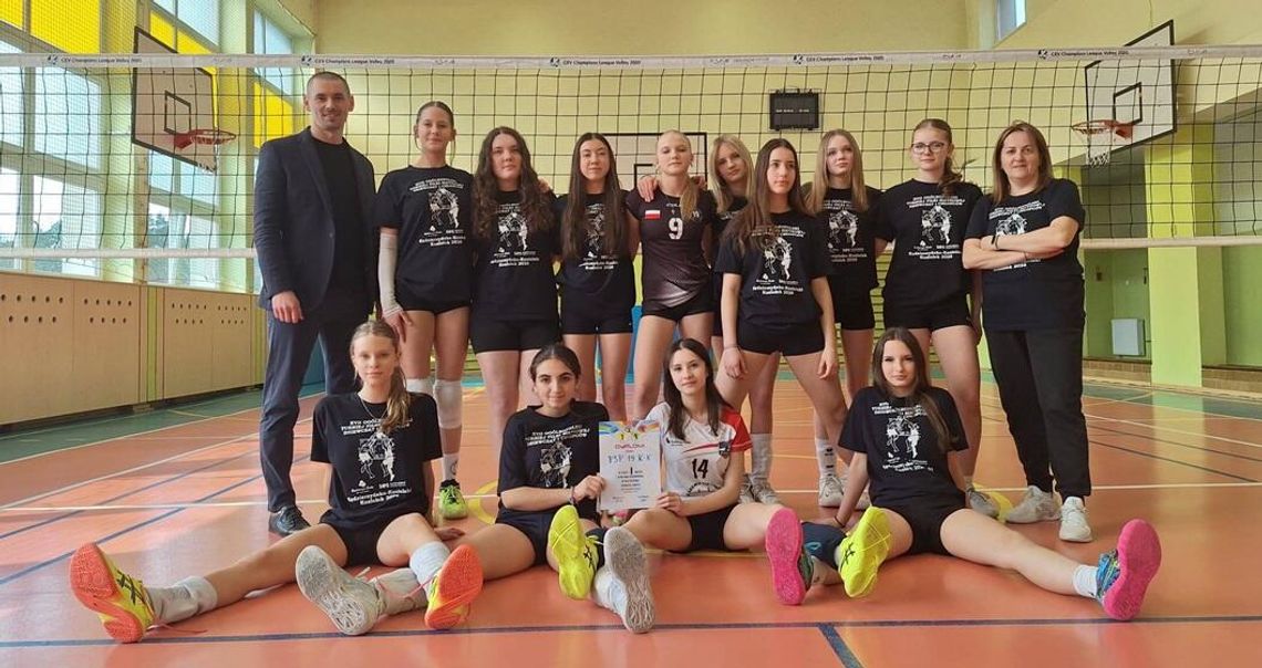 Siatkarki z PSP nr 19 w Kędzierzynie-Koźlu zagrają w finale!