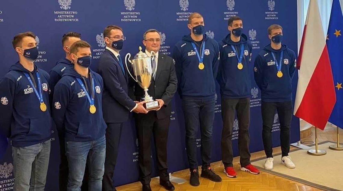 Siatkarze Grupy Azoty ZAKSA w stolicy. Minister gratulował najlepszej drużynie Europy