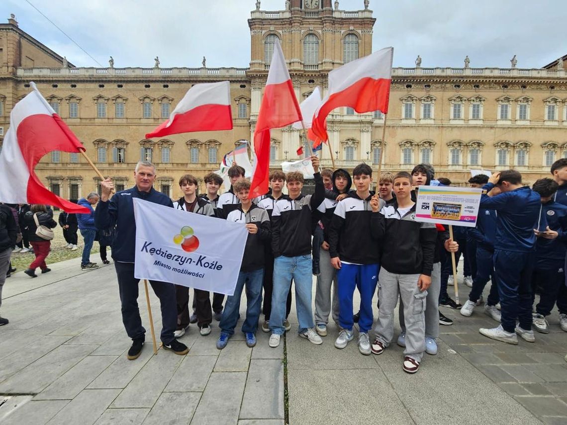 Siatkarze z Kędzierzyna-Koźla zagrali w Modenie. ZDJĘCIA