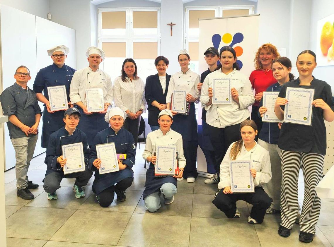 „Śląskie smaki” w Kędzierzynie-Koźlu. Uczniowie rywalizowali w wyjątkowym konkursie kulinarnym