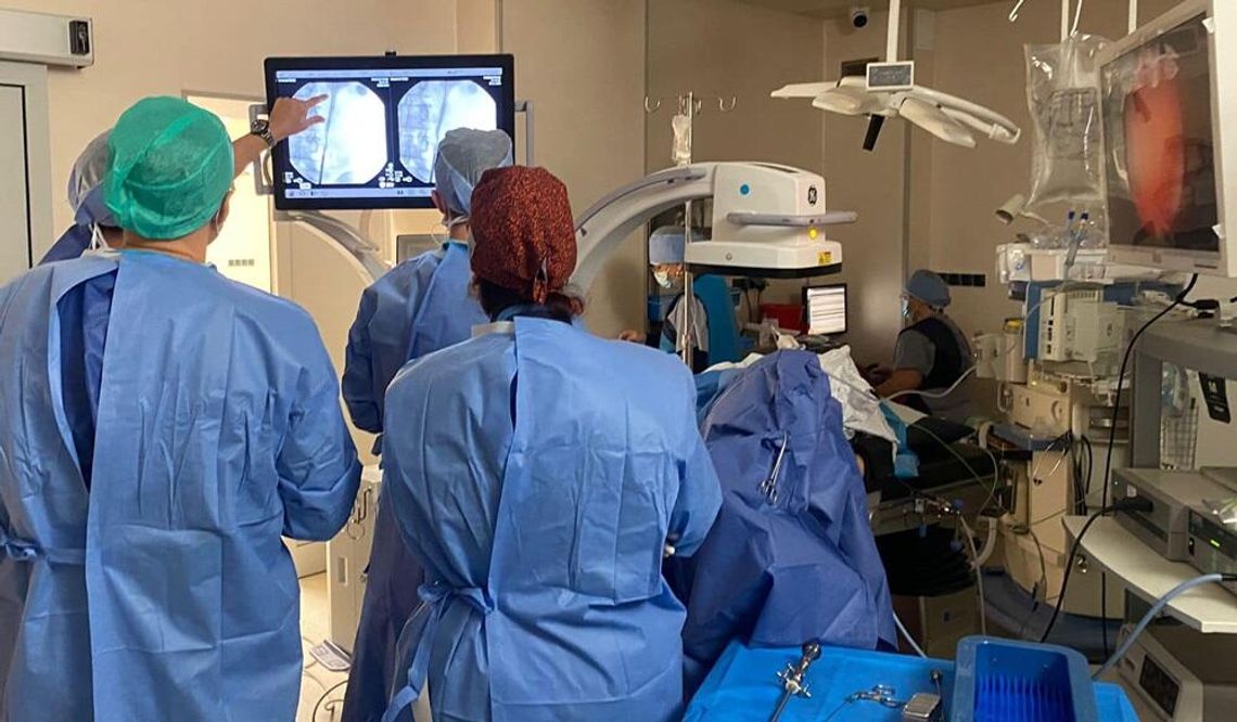 Nowatorski zabieg w Kędzierzynie-Koźlu. 82-latka odzyskała sprawność