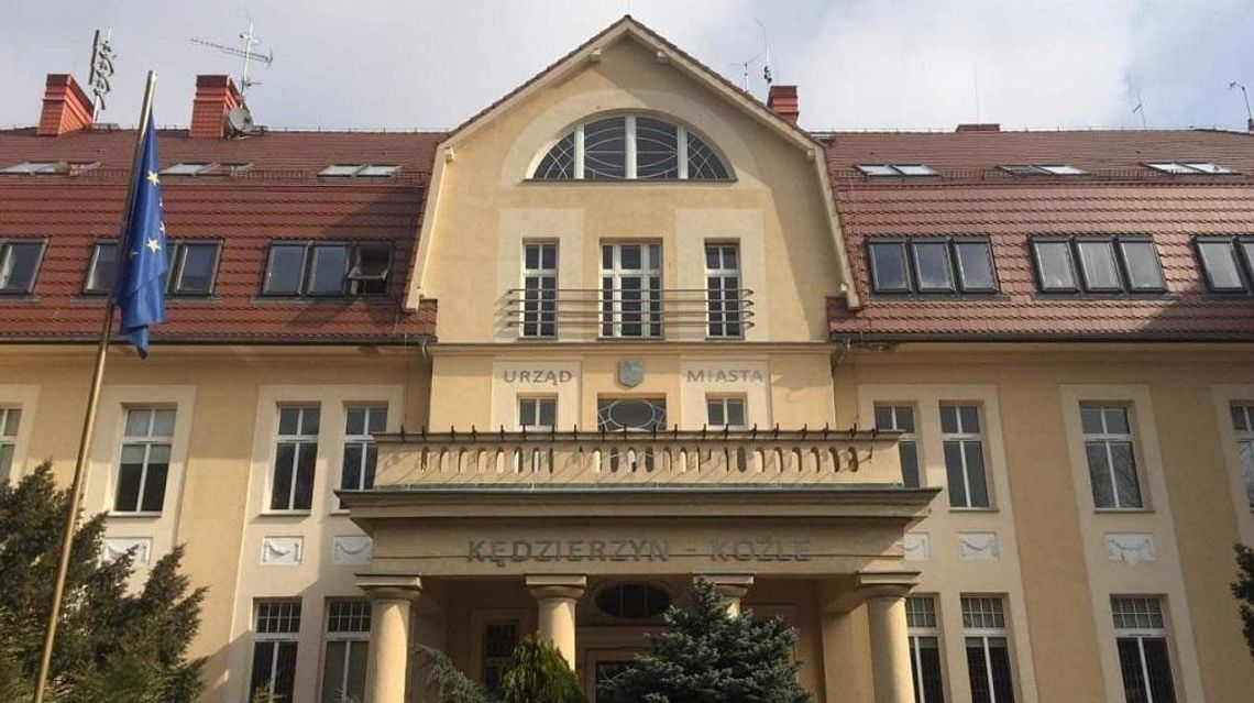 Sprawy w urzędzie miasta załatwisz także przez telefon Sprawy w urzędzie miasta załatwisz także przez telefon