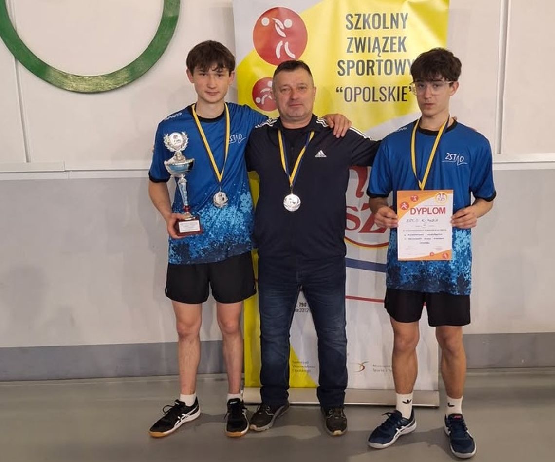 Srebrny sukces uczniów ZSTiO w mistrzostwach województwa