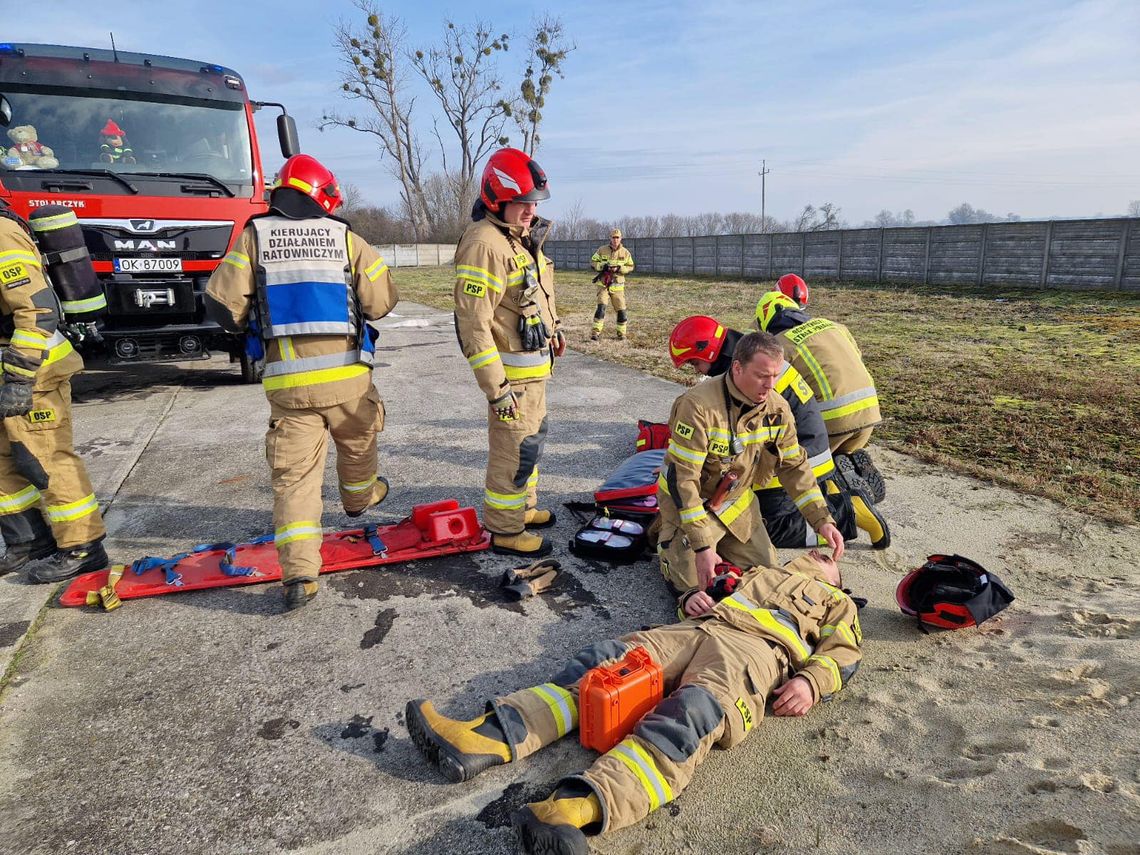 Strażacy ćwiczyli różne scenariusze likwidacji zagrożeń. ZDJĘCIA