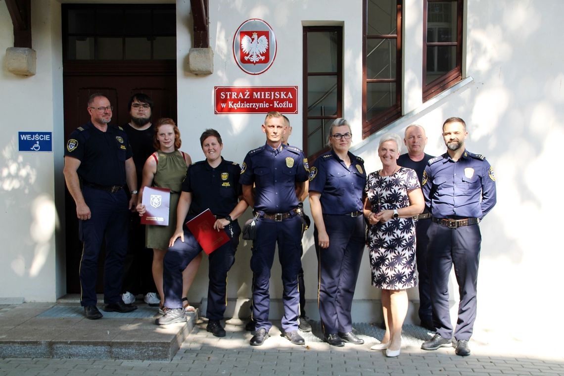 Strażnicy miejscy obchodzą swoje święto. Możecie złożyć im życzenia