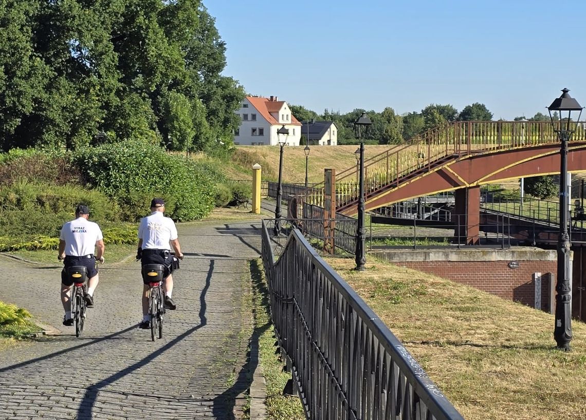 Strażnicy miejscy w Kędzierzynie-Koźlu ruszyli w teren na rowerach