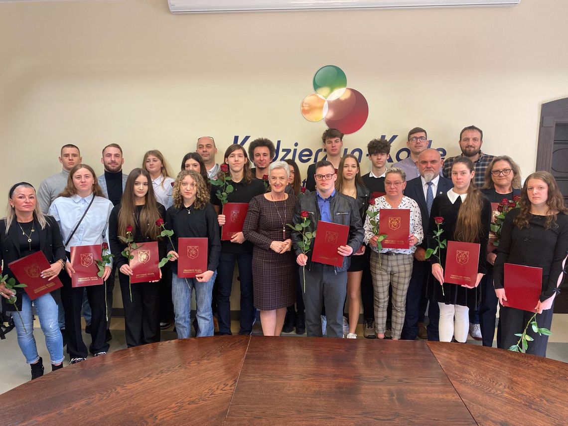 Stypendia sportowe i nagrody dla zawodników i klubów. Wnioski można składać do 15 stycznia Stypendia sportowe i nagrody dla zawodników i klubów. Wnioski można składać do 15 stycznia