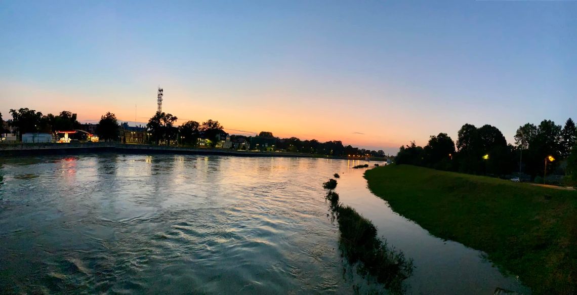 Sytuacja hydrologiczna w naszym regionie. AKTUALIZACJA ŚRODA godz. 21.30