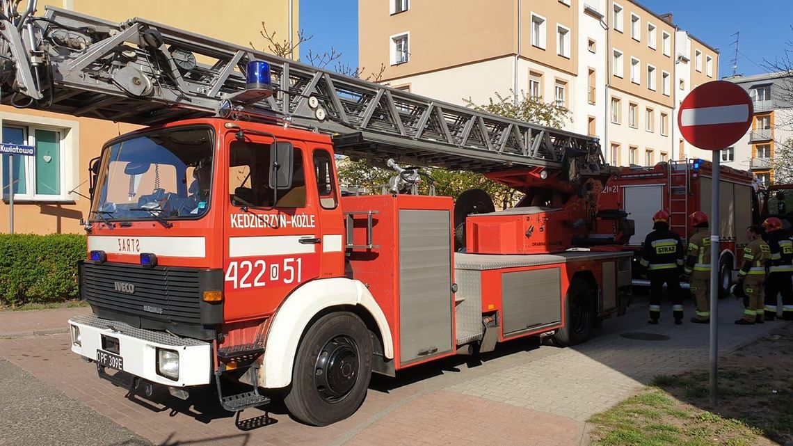Sześć zastępów straży pożarnej interweniowało na Pogorzelcu