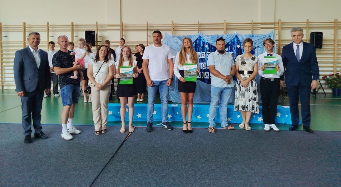 Szkoła Podstawowa w Dziergowicach podsumowała rok pełen sukcesów