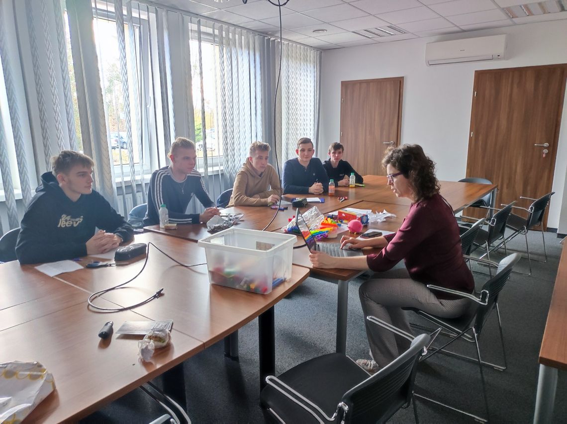 Szkolenia dla młodzieży pn. "Społeczni Przedsiębiorczy"