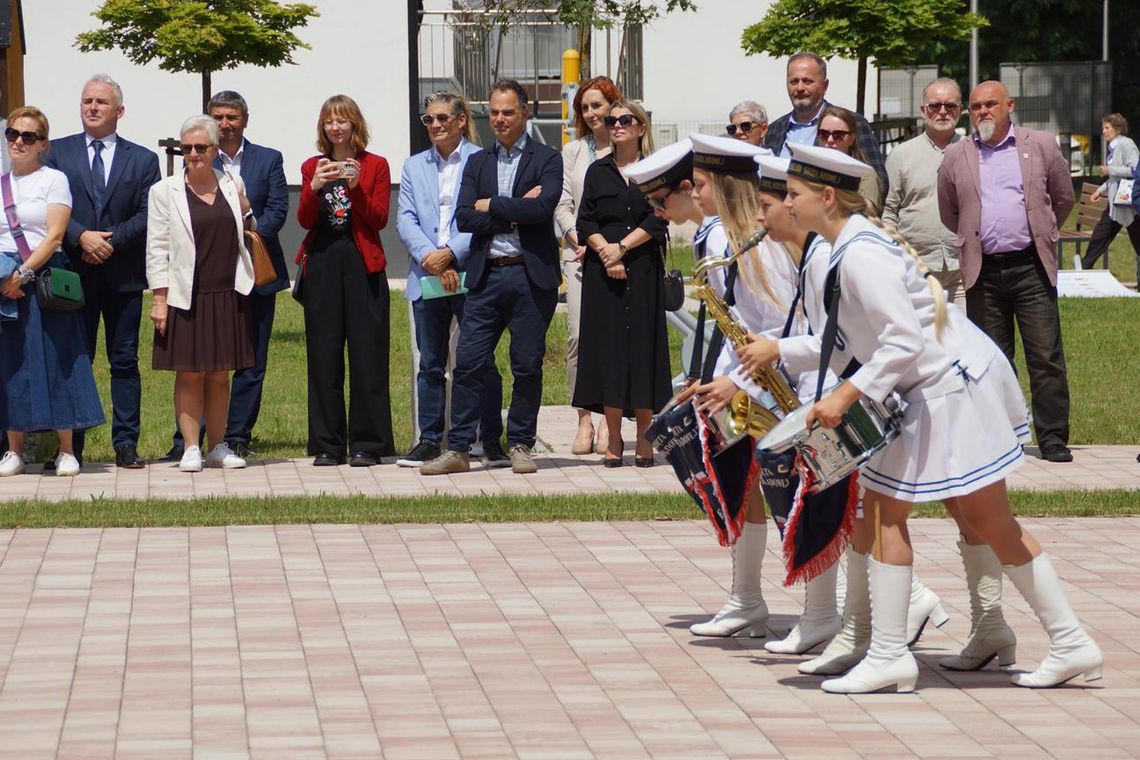 Szwajcarskie miliony dla Kędzierzyna-Koźla. Miasto rozpoczyna „ReGenerację”. ZDJĘCIA Szwajcarskie miliony dla Kędzierzyna-Koźla. Miasto rozpoczyna „ReGenerację”. ZDJĘCIA