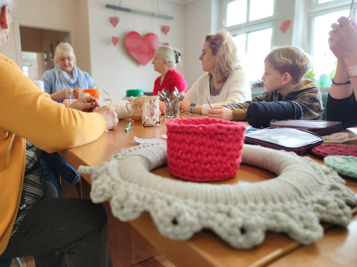 Szydełko połączyło pokolenia. Powstały prawdziwe perełki