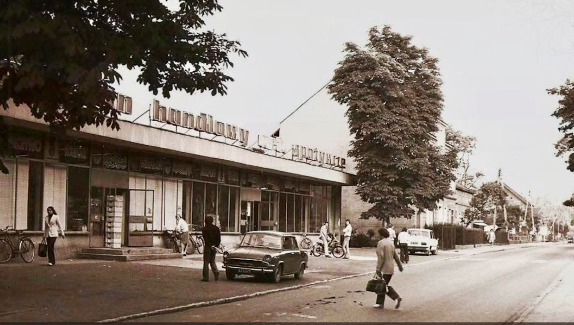 Tak kiedyś wyglądał sławięcicki pawilon handlowy. Co tam sprzedawano? VIDEO