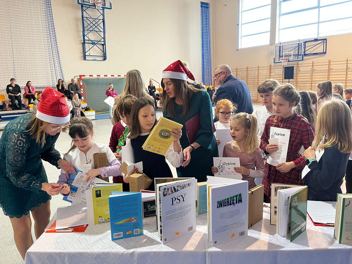 Te wierszyki znają niemal od kołyski. "Samochwała" pięknie recytuje