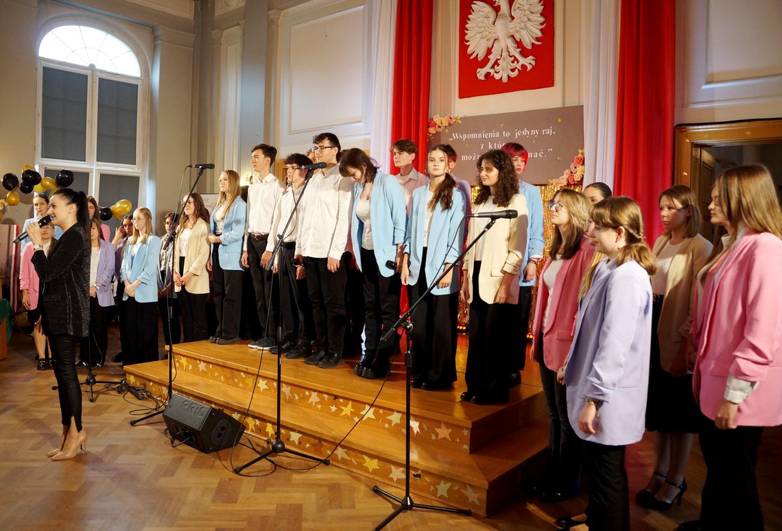 To będzie świąteczny wieczór w kozielskim liceum To będzie świąteczny wieczór w kozielskim liceum