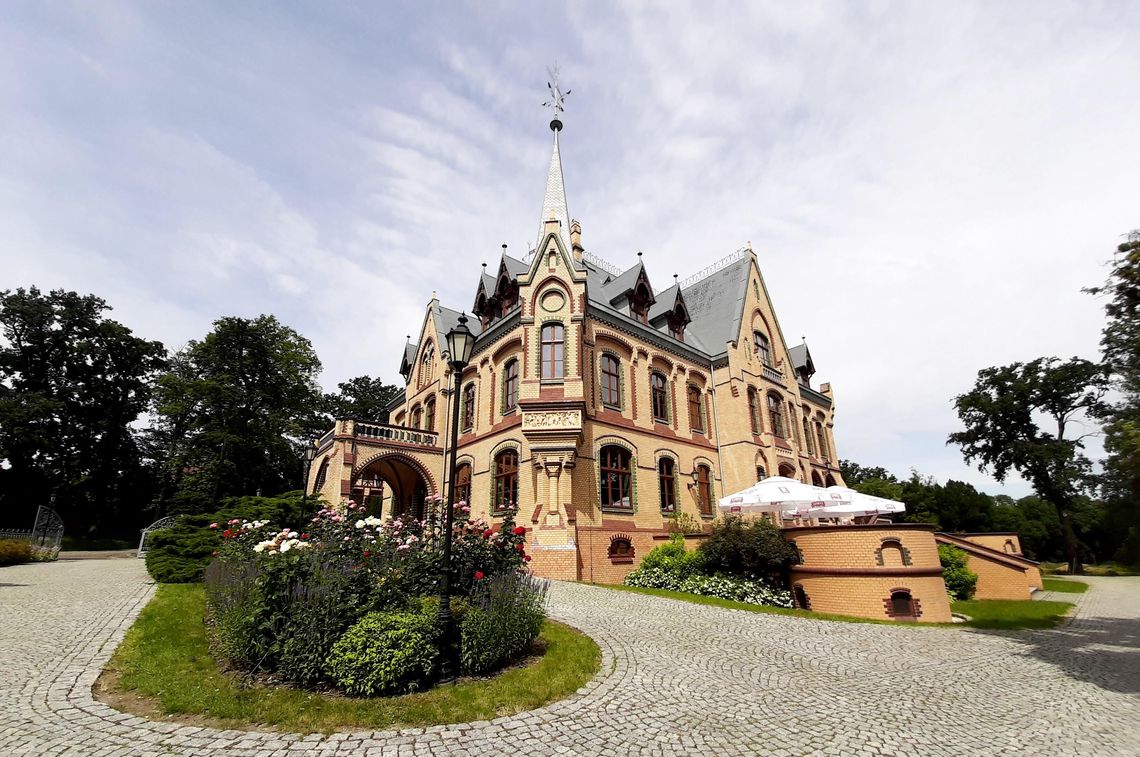 To pałac, o którym krążą legendy. ZDJĘCIA i FILM To pałac, o którym krążą legendy. ZDJĘCIA i FILM