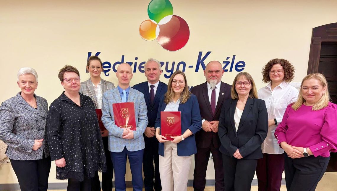 Troje nowych nauczycieli mianowanych. To nowy rozdział w ich karierze nauczycielskiej