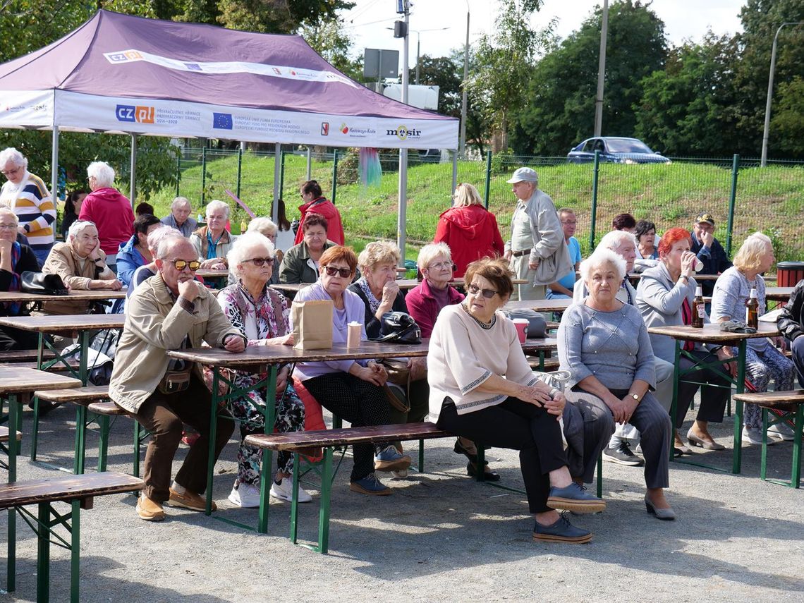 Trwają Dni Seniora na przystani "Szkwał". Zdjęcia Trwają Dni Seniora na przystani "Szkwał". Zdjęcia